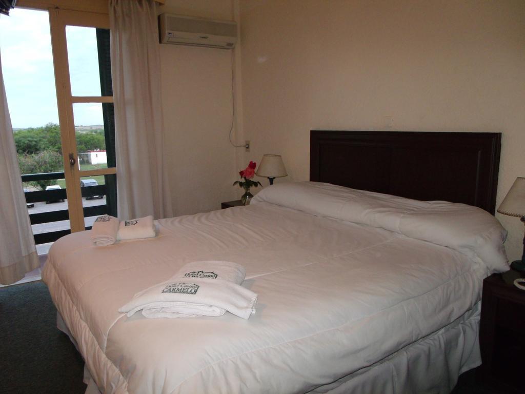 Hotel Casino Carmelo Buitenkant foto
