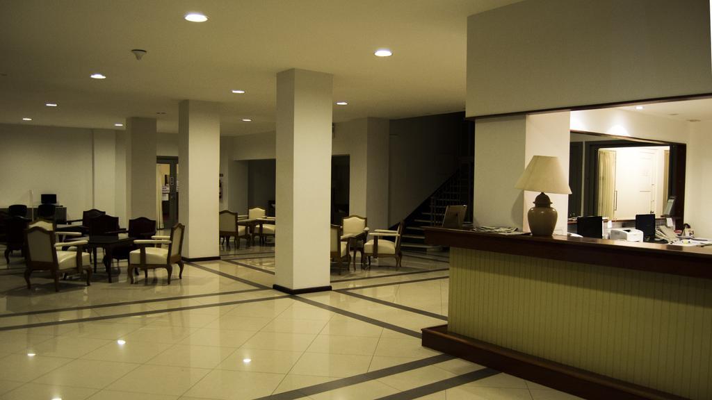 Hotel Casino Carmelo Buitenkant foto